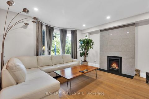 Photo 8 at 360 Woodbine Avenue, The Beaches, Toronto