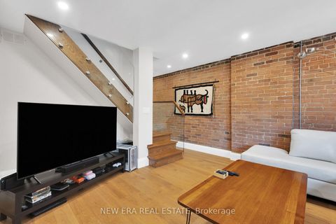 Photo 9 at 360 Woodbine Avenue, The Beaches, Toronto