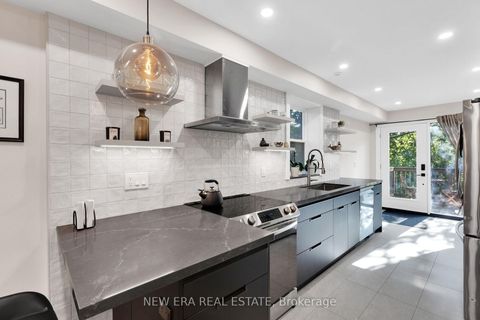 Photo 16 at 360 Woodbine Avenue, The Beaches, Toronto
