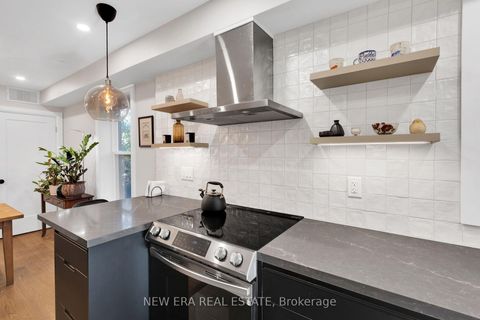 Photo 18 at 360 Woodbine Avenue, The Beaches, Toronto