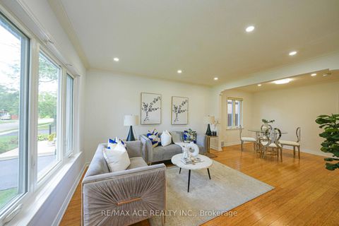 Photo 1 at 59 Lilian Drive, Maryvale, Toronto