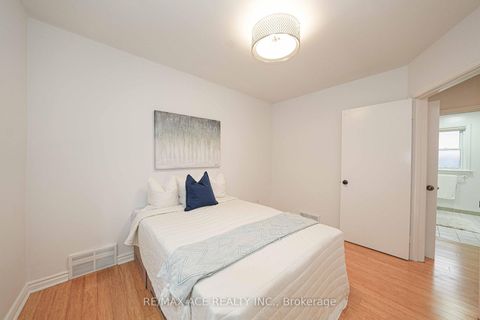 Photo 8 at 59 Lilian Drive, Maryvale, Toronto
