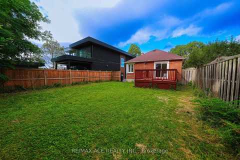 Photo 13 at 59 Lilian Drive, Maryvale, Toronto