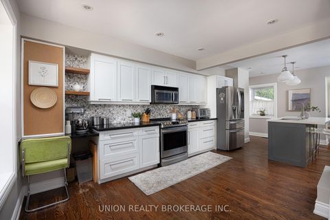 Photo 10 at 38 Scarborough Heights Boulevard, Cliffcrest, Toronto