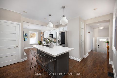 Photo 11 at 38 Scarborough Heights Boulevard, Cliffcrest, Toronto