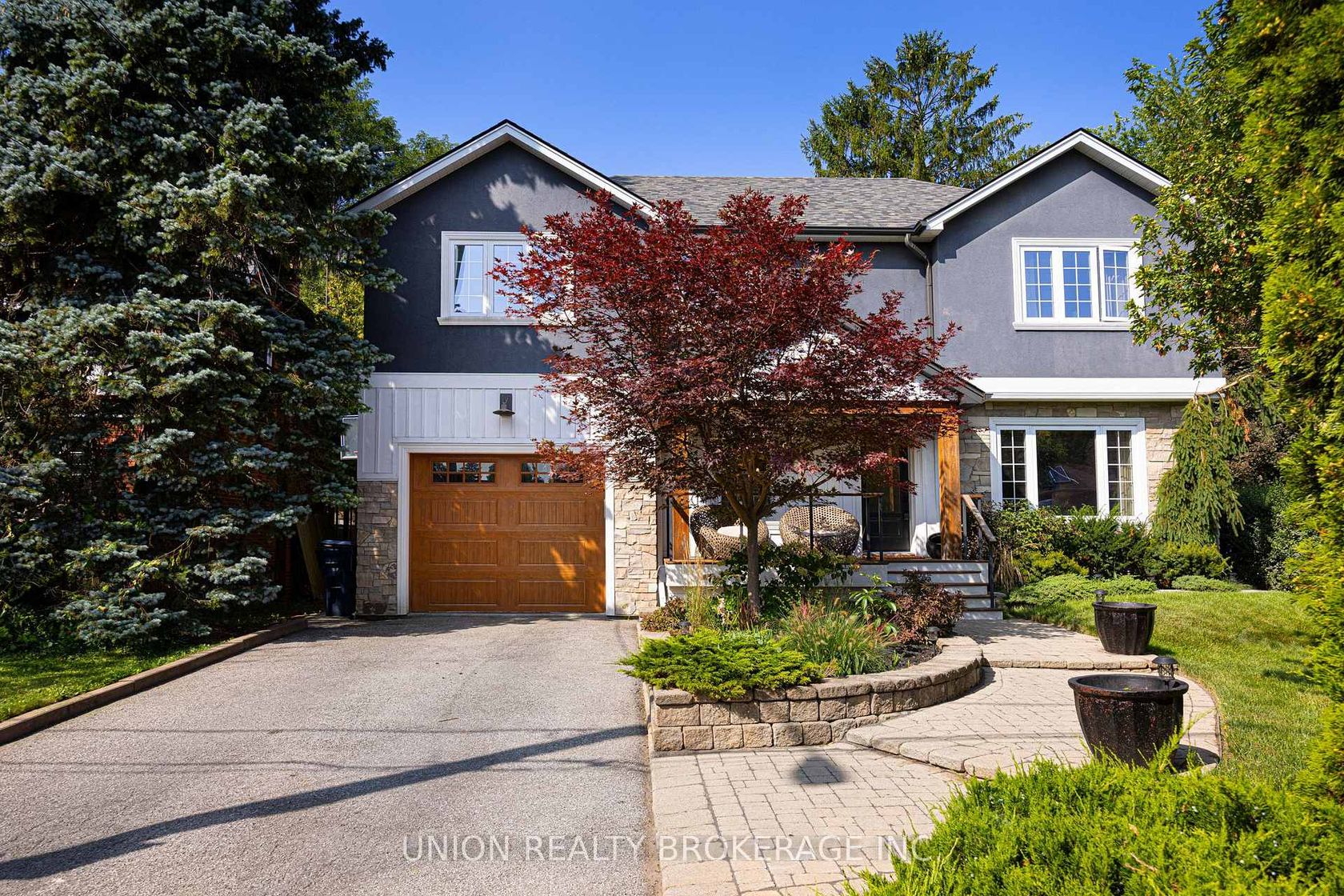 38 Scarborough Heights Boulevard, Cliffcrest, Toronto 