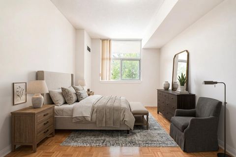 Photo 6 at 414 - 2506 Rutherford Road, Maple, Vaughan