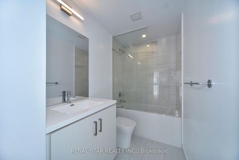 Photo 31 at 909 - 10 Honeycrisp Crescent, Vaughan Corporate Centre, Vaughan