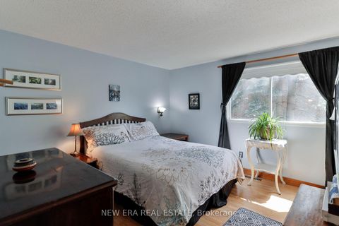 Photo 24 at 37 Glenthorne Drive, Highland Creek, Toronto