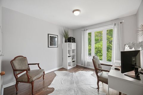 Photo 9 at 89 Alhart Drive, Beaumonde Heights, Toronto