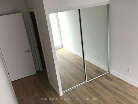 Photo 1 at 823 - 525 Adelaide Street W, Waterfront Communities C1, Toronto