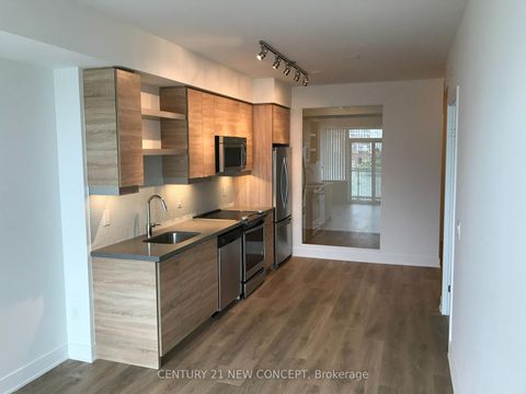 Photo 7 at 823 - 525 Adelaide Street W, Waterfront Communities C1, Toronto