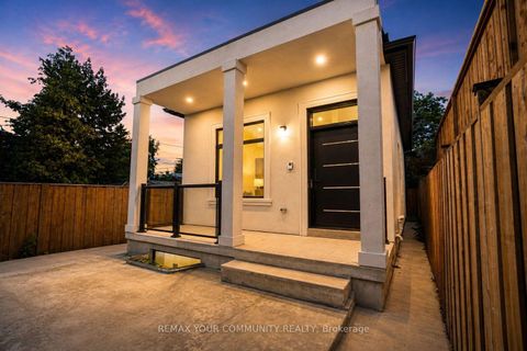 Photo 37 at 49 Wayland Avenue, Danforth, Toronto