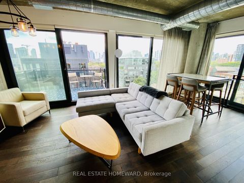 Photo 5 at 817 - 51 Trolley Crescent, Waterfront Communities C8, Toronto