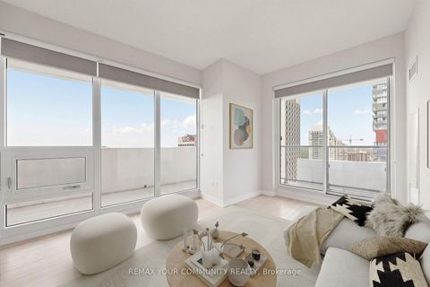 Photo 2 at 2709 - 2221 Yonge Street, Mount Pleasant West, Toronto