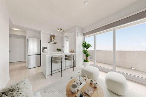 Photo 5 at 2709 - 2221 Yonge Street, Mount Pleasant West, Toronto