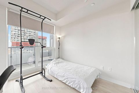 Photo 13 at 2709 - 2221 Yonge Street, Mount Pleasant West, Toronto
