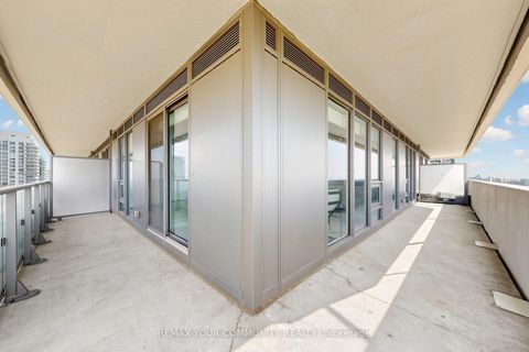 Photo 23 at 2709 - 2221 Yonge Street, Mount Pleasant West, Toronto