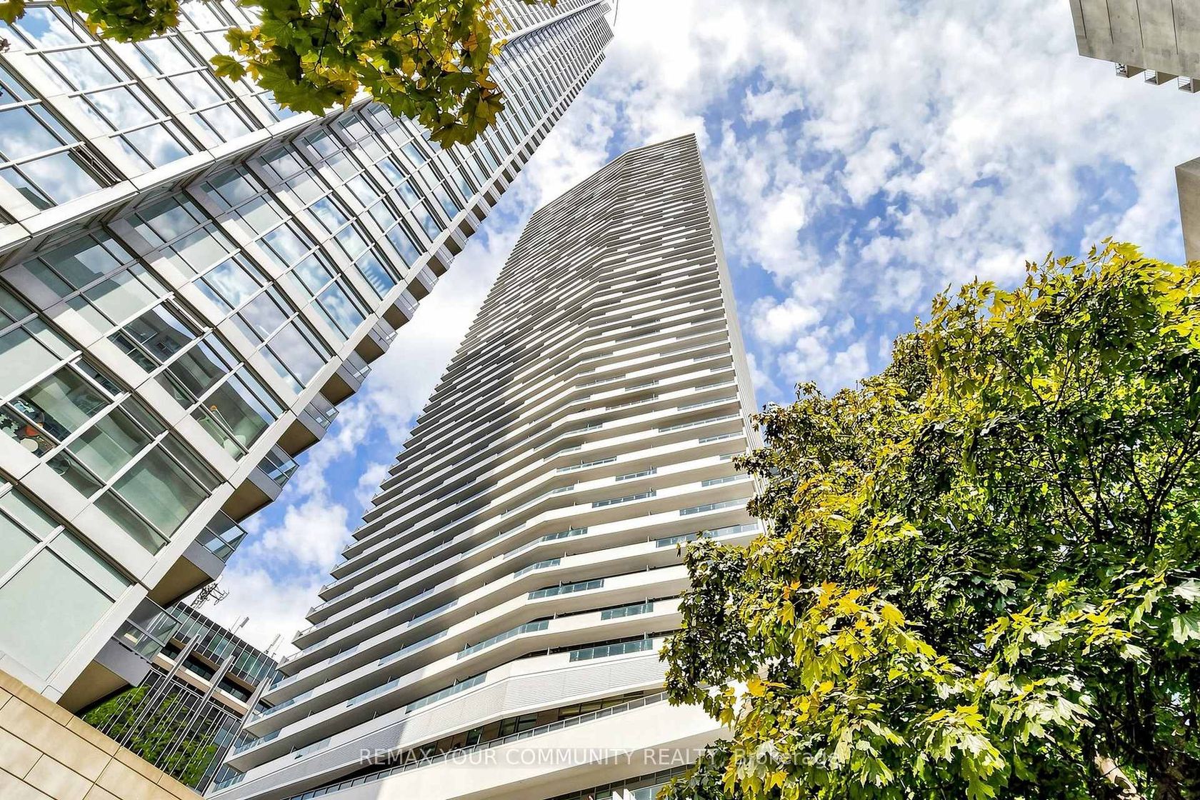 2709 - 2221 Yonge Street, Mount Pleasant West, Toronto 