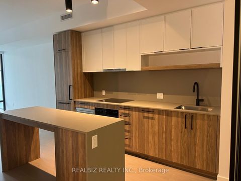 Photo 8 at 823 - 91 Montclair Avenue, Forest Hill South, Toronto