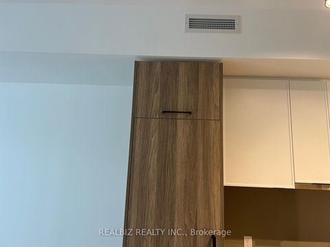 Photo 12 at 823 - 91 Montclair Avenue, Forest Hill South, Toronto