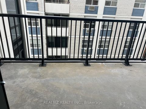 Photo 17 at 823 - 91 Montclair Avenue, Forest Hill South, Toronto