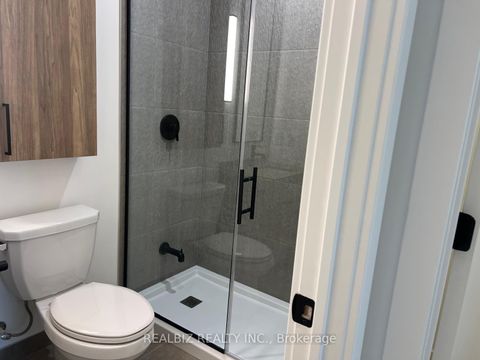 Photo 26 at 823 - 91 Montclair Avenue, Forest Hill South, Toronto