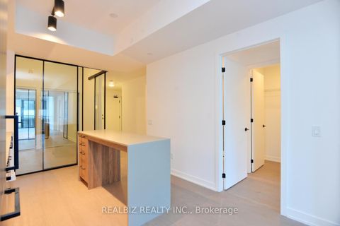 Photo 29 at 823 - 91 Montclair Avenue, Forest Hill South, Toronto