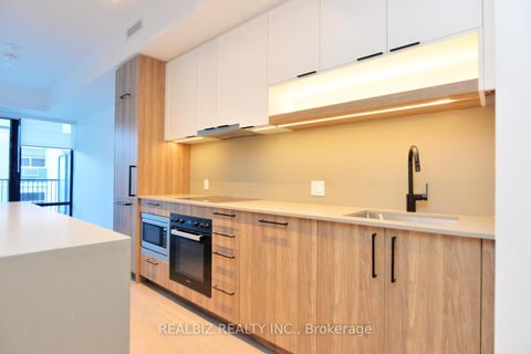 Photo 30 at 823 - 91 Montclair Avenue, Forest Hill South, Toronto