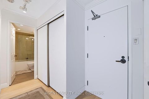 Photo 5 at 1602 - 25 Maitland Street, Yonge Corridor, Toronto