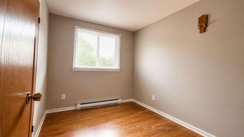 Photo 14 at 35 Davies Crescent, Grove East, Barrie