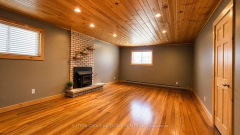 Photo 17 at 35 Davies Crescent, Grove East, Barrie