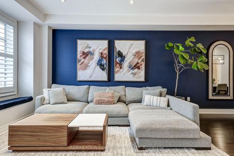 Photo 17 at 22 Lowther Avenue, Oak Ridges, Richmond Hill