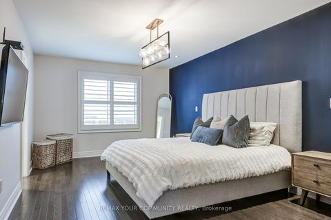 Photo 27 at 22 Lowther Avenue, Oak Ridges, Richmond Hill