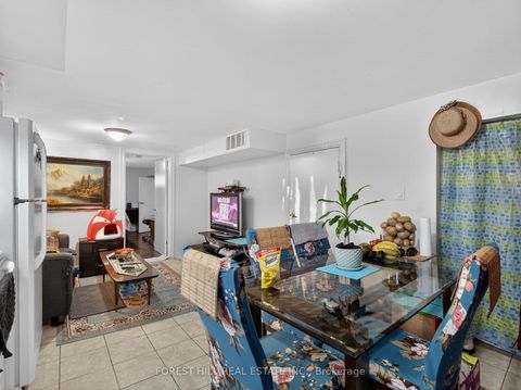 Photo 2 at 114 Regent Road, CFB, Toronto