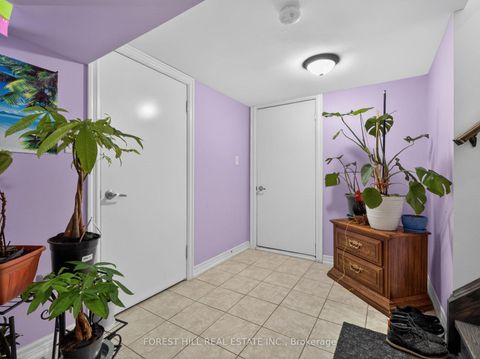 Photo 4 at 114 Regent Road, CFB, Toronto
