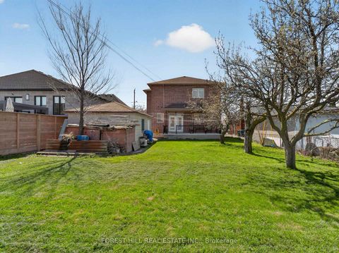 Photo 11 at 114 Regent Road, CFB, Toronto