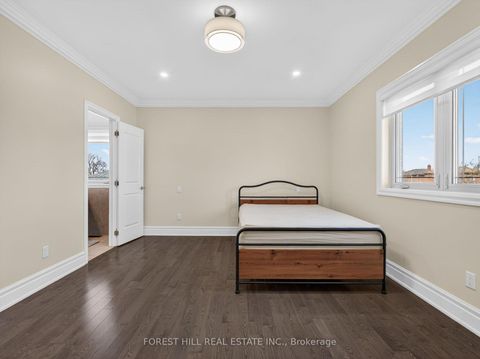 Photo 37 at 114 Regent Road, CFB, Toronto