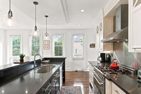 Photo 13 at 32 Jopling Avenue N, City Centre West, Toronto