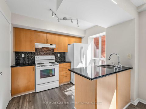 Photo 2 at 246 - 139 Merton Street, Mount Pleasant West, Toronto