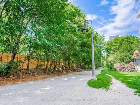 Photo 36 at 246 - 139 Merton Street, Mount Pleasant West, Toronto