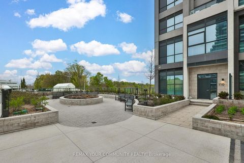 Photo 4 at 110 - 10 Inn On The Park Drive, Don Mills, Toronto