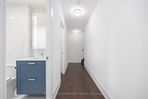 Photo 21 at 110 - 10 Inn On The Park Drive, Don Mills, Toronto
