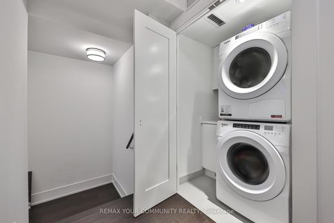 Photo 23 at 110 - 10 Inn On The Park Drive, Don Mills, Toronto