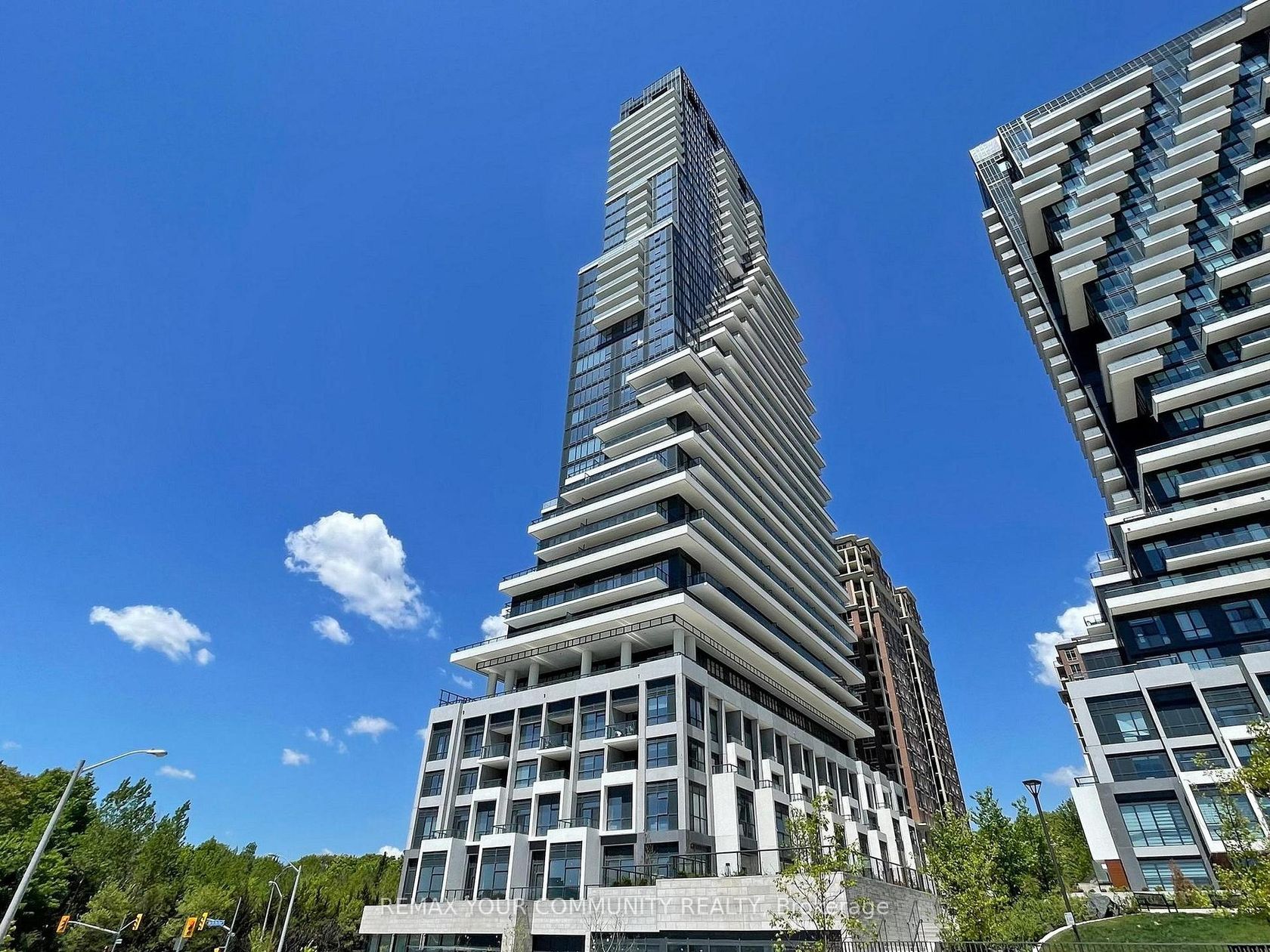 110 - 10 Inn On The Park Drive, Don Mills, Toronto photo 8