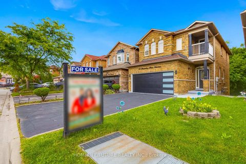 Photo 4 at 88 Mourning Dove Crescent, Malvern, Toronto