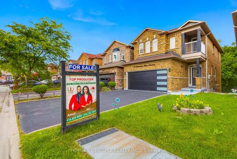 Photo 5 at 88 Mourning Dove Crescent, Malvern, Toronto