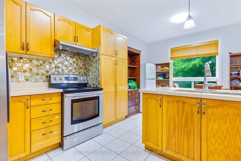 Photo 16 at 88 Mourning Dove Crescent, Malvern, Toronto