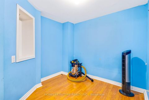 Photo 35 at 88 Mourning Dove Crescent, Malvern, Toronto