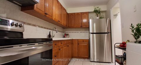 Photo 14 at 1618 - 1 Massey Square, Crescent Town, Toronto